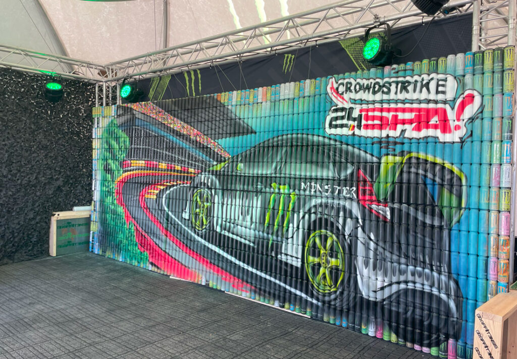 proyecto mural latas monster energy en spa galeria proyecto mural latas monster energy en spa galeria