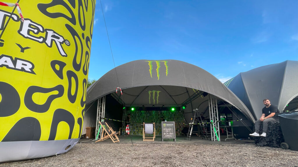 proyecto mural latas monster energy en spa galeria proyecto mural latas monster energy en spa galeria